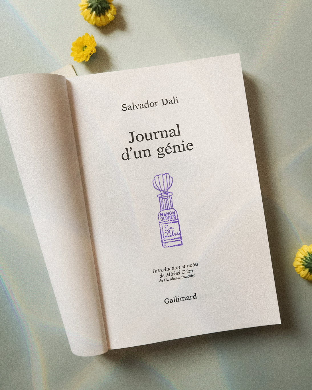 Cabinet de Curiosité — La Fiole