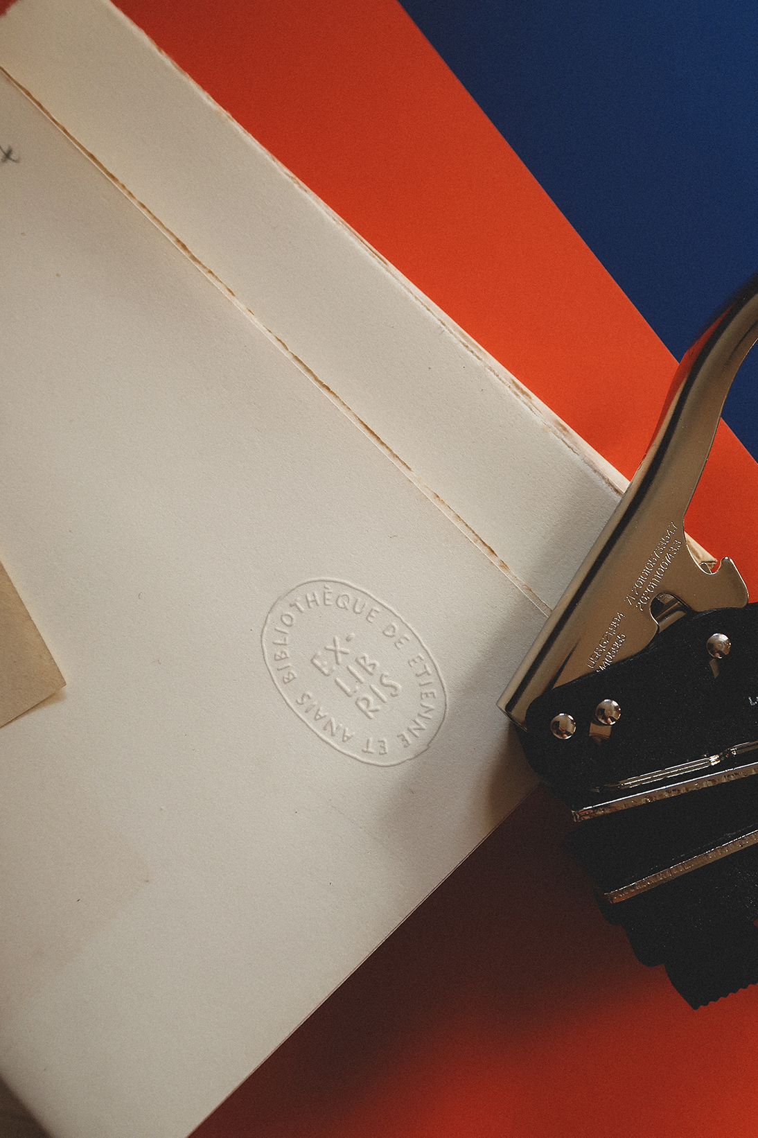 Dry stamp No. 8