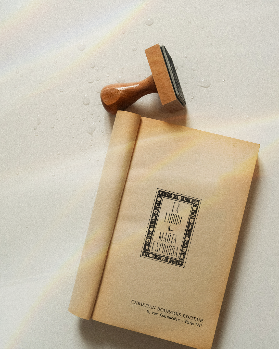 MoonLibris